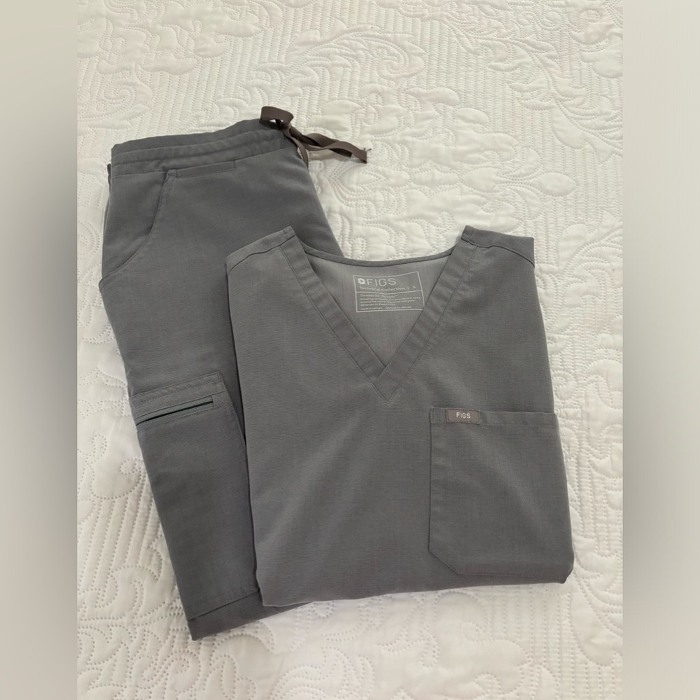 FIGS Grey Space Grey (Dark) set